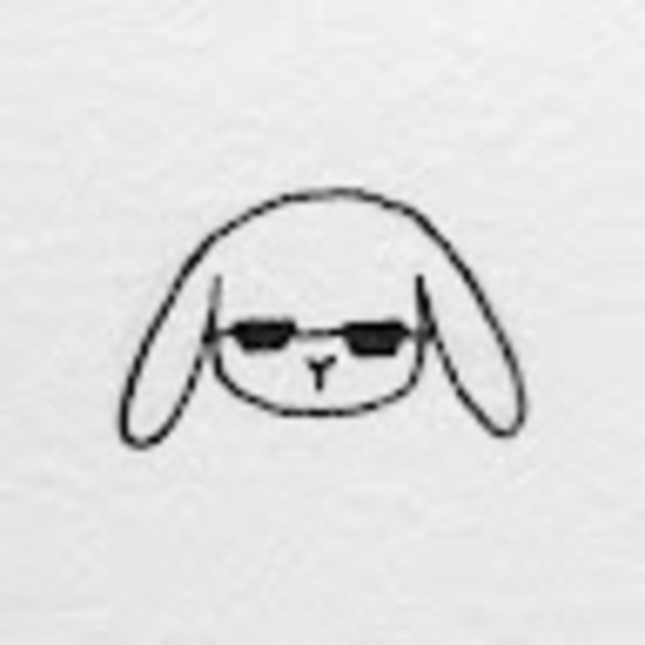 Meet your Posher, Karin - Picture 1 of 1